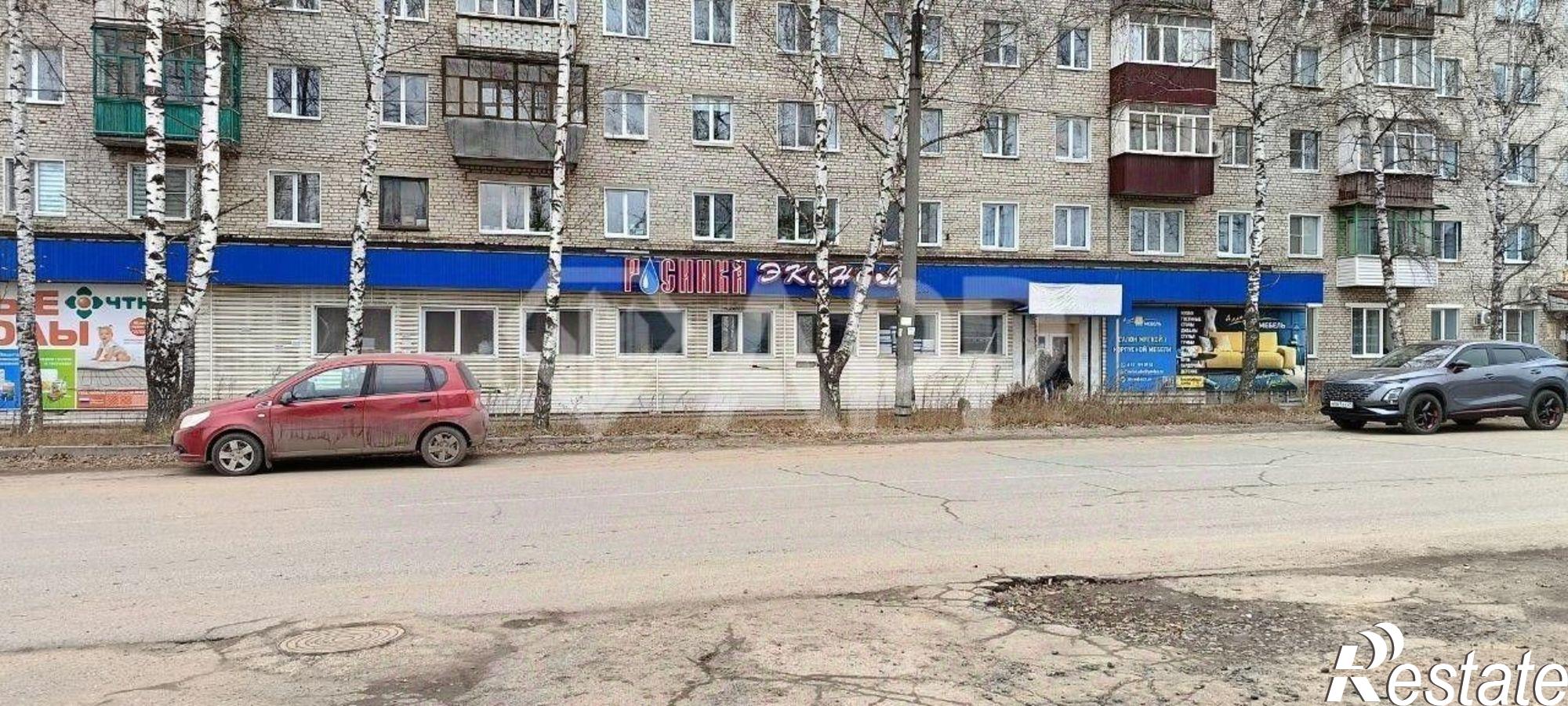 Купить помещение свободного назначения за 8 489 440 рублей на Шумерля, ул Карла Маркса, 23