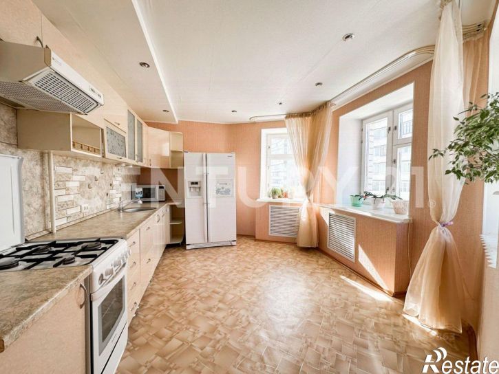 3-комн квартира Новочебоксарск г., Винокурова ул., д.8