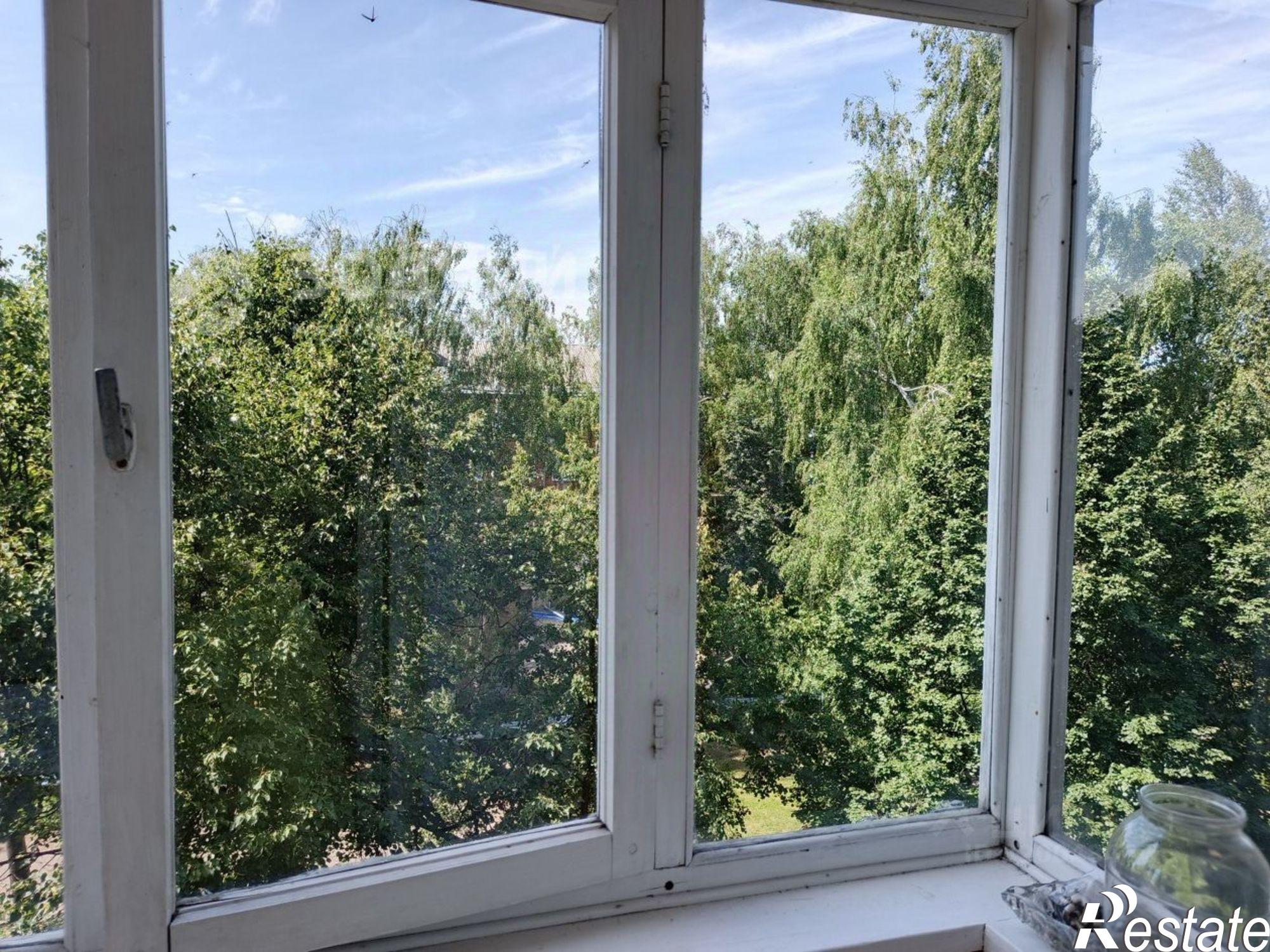 Купить квартиру за 2 600 000 рублей на Шумерля г., Октябрьская ул., д.16, к.2