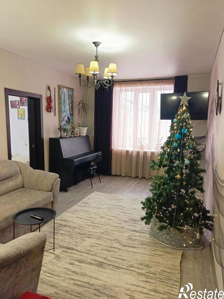 3-комн квартира Чкалова улица,14