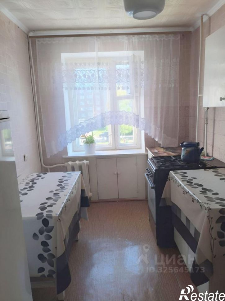 2-комн квартира улица Репина, 15,  д. 15