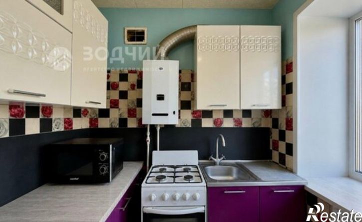 2-комн квартира Восточный мкр, 4,  д. 4