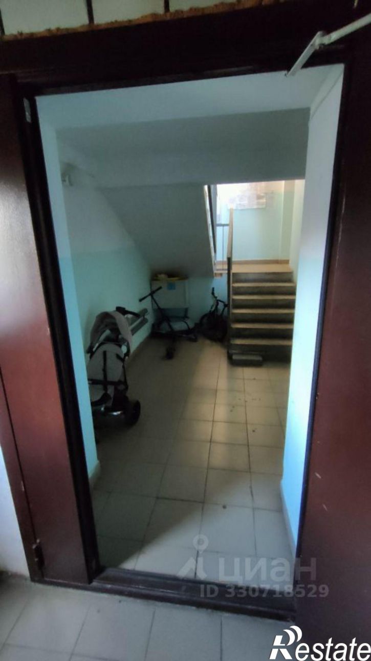 2-комн квартира улица Комарова, 8,  д. 8