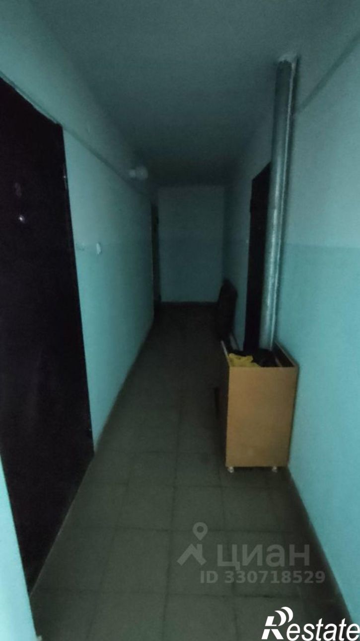2-комн квартира улица Комарова, 8,  д. 8