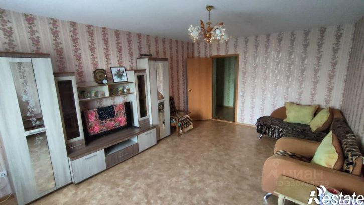2-комн квартира улица Комарова, 8,  д. 8