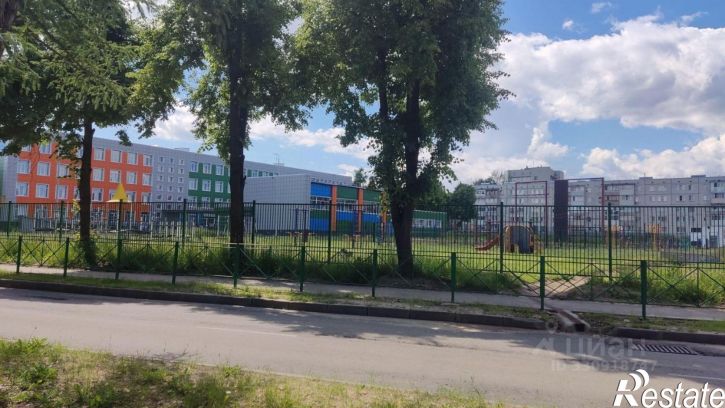4-комн квартира Комсомольская улица, 12,  д. 12