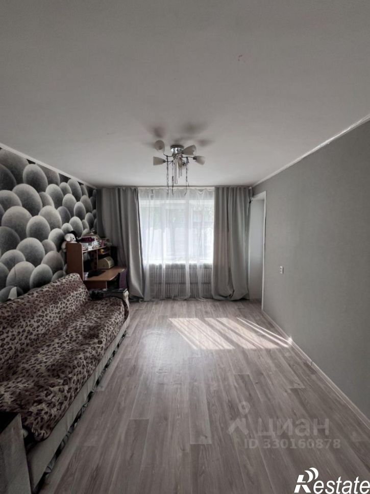 2-комн квартира Канаш, улица Ильича, 5