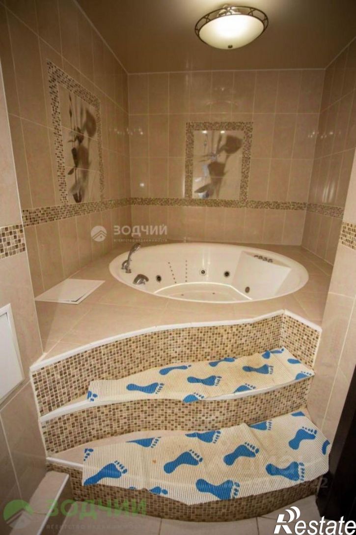 5-комн квартира Чебоксары г., Калининский, Ярмарочная пл., д.15