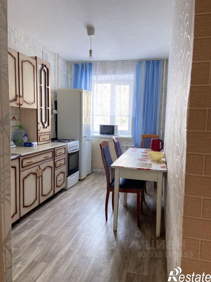 4-комн квартира Канаш, улица Пушкина, 11