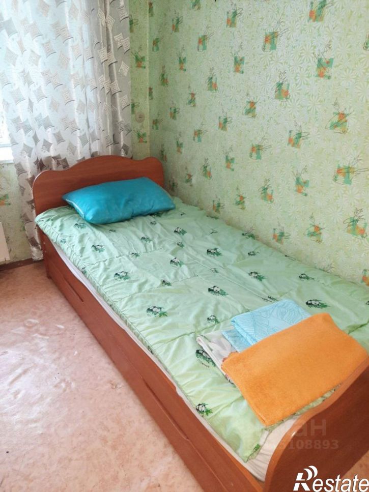 4-комн квартира Канаш, улица Пушкина, 11