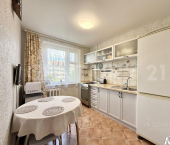 4-комн, 88кв м, этаж 3/9 пр-кт Тракторостроителей, 77