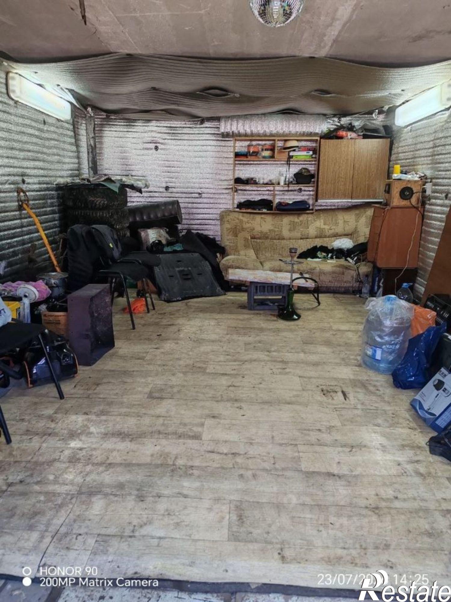 Купить гараж, место в паркинге за 1 050 000 рублей на Чебоксары