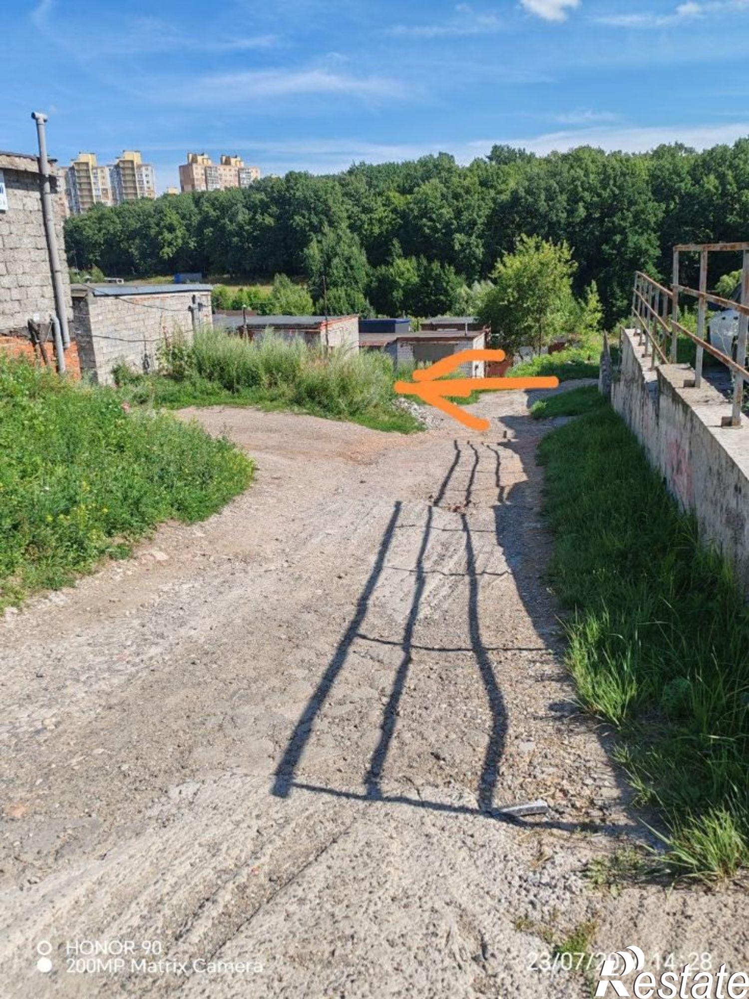 Купить гараж, место в паркинге за 1 050 000 рублей на Чебоксары