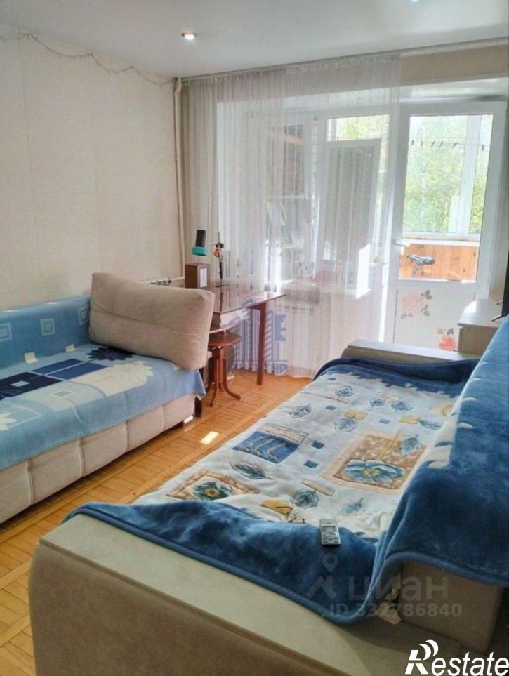 4-комн квартира пр-кт Максима Горького, 15,  д. 15