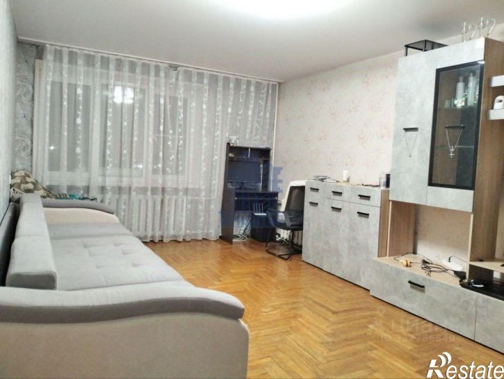 4-комн квартира пр-кт Максима Горького, 15,  д. 15