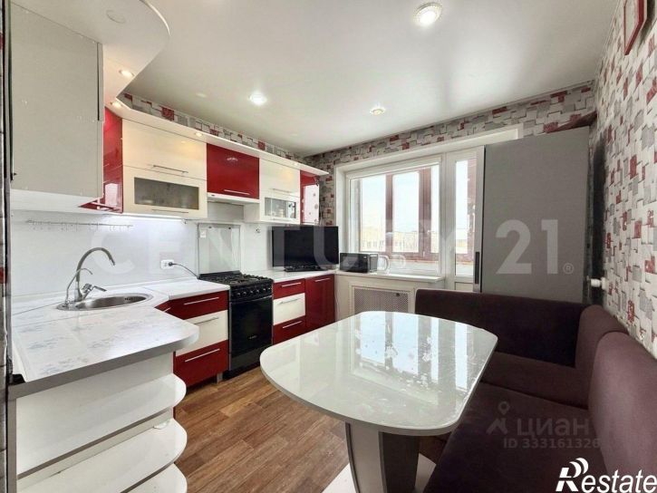 3-комн квартира ул Семенова, 35,  д. 35
