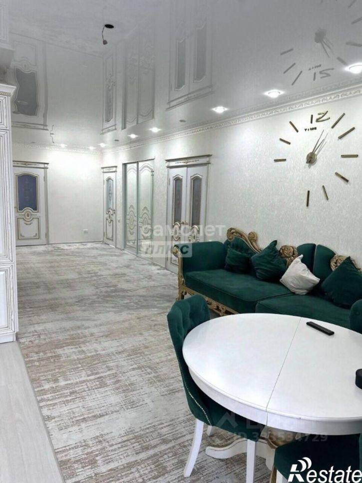 3-комн квартира Чебоксары г., Московский, Приволжский б-р., д.4