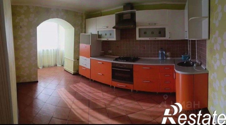 3-комн квартира улица Машиностроителей, 32,  д. 32