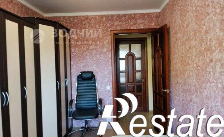 3-комн квартира Интернациональная улица, 10,  д. 10