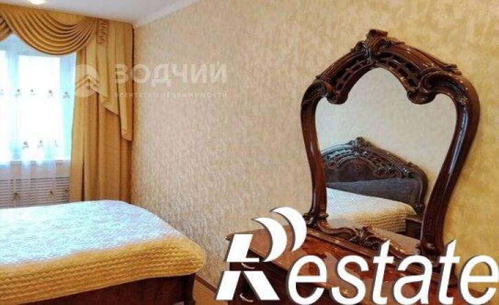 3-комн квартира Интернациональная улица, 10,  д. 10